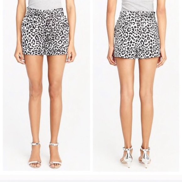 2/$30 J. Crew Black White Animal Print Linen Blend Ruffle Shorts - Picture 1 of 11